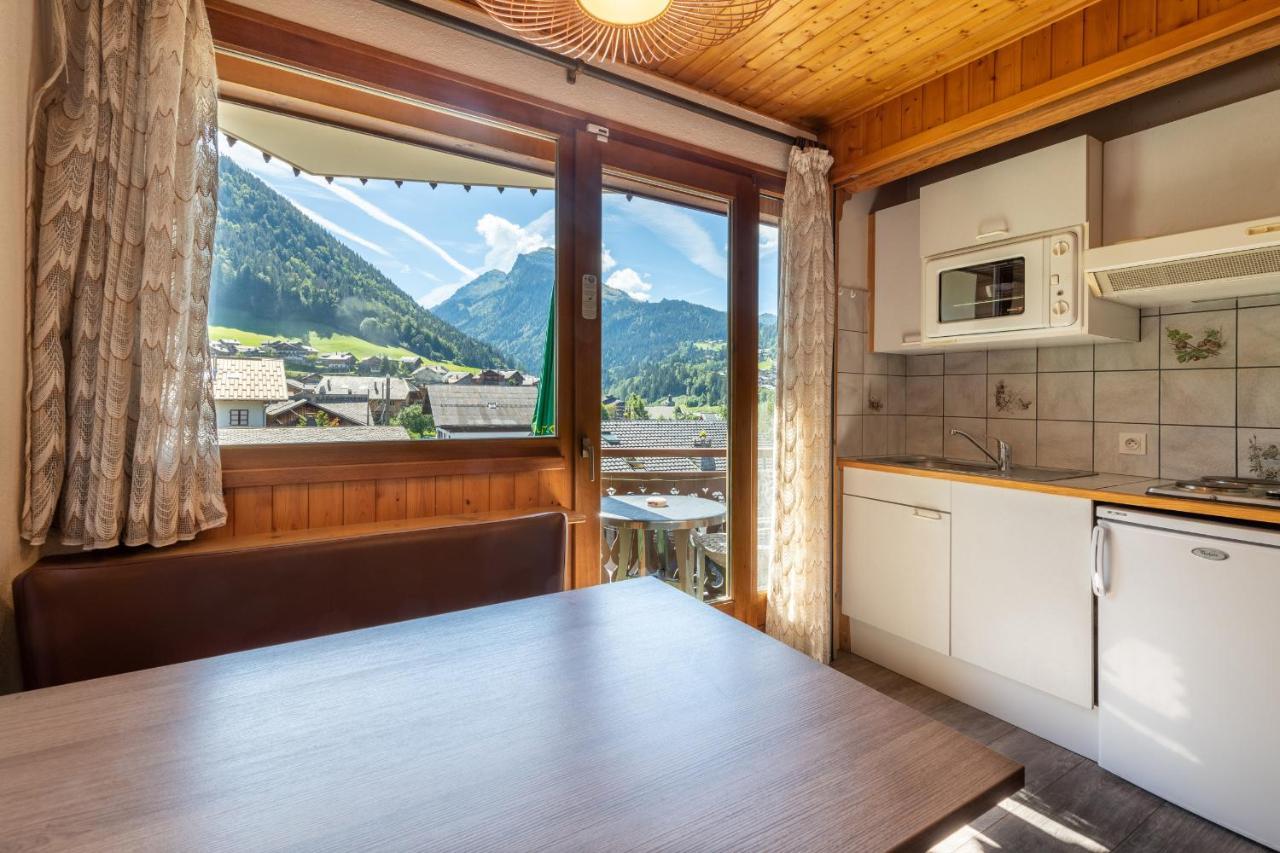 Les Cotes, Loisirs Et Hotel Morzine